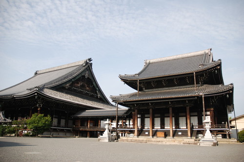 1.Nishi Hongan ji