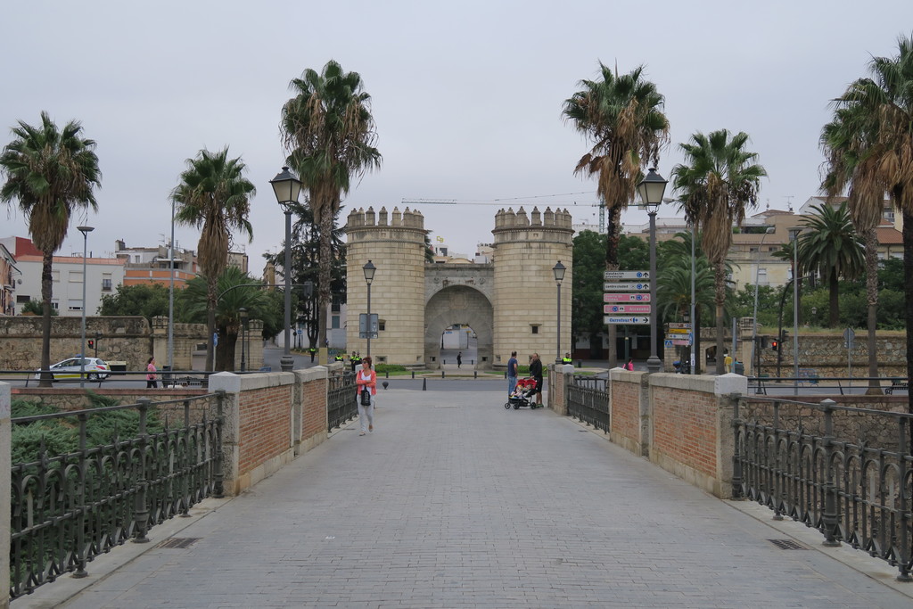 19.puerta de las Palmas Badajoz