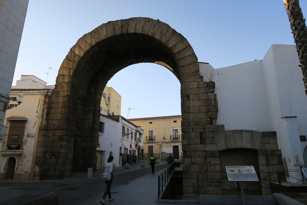 05.Arco de trajano Mérida
