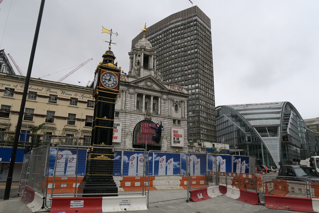 Victoria Station