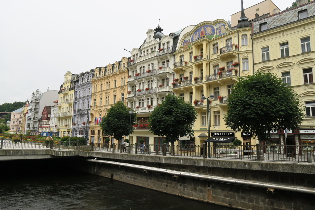 10.Karlovy Vary