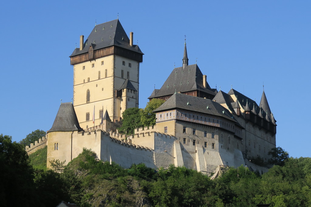 26.Castillo de Karlštejn