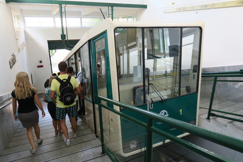 23.funicular monte petrin