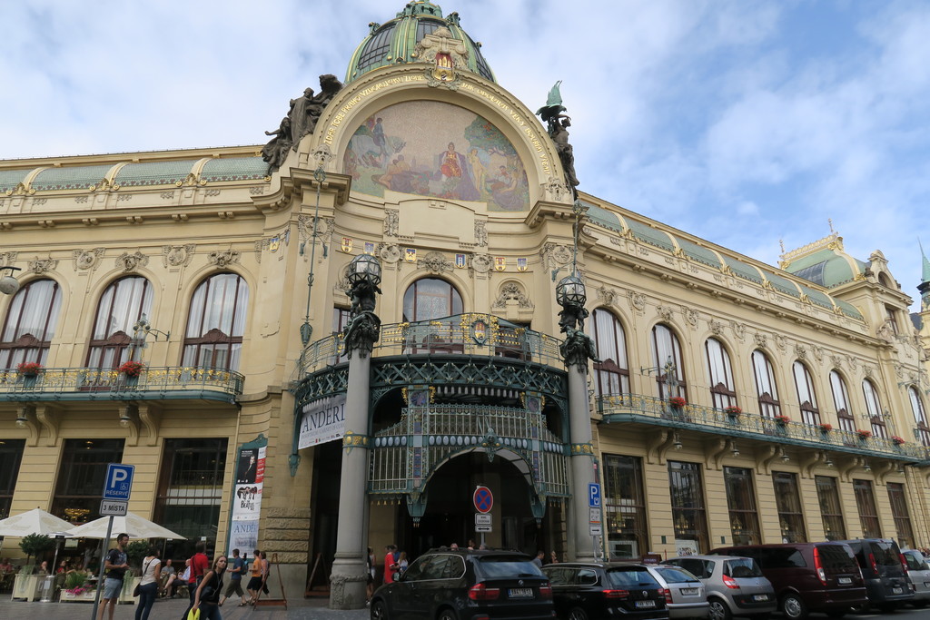 01.Casa Municipal praga