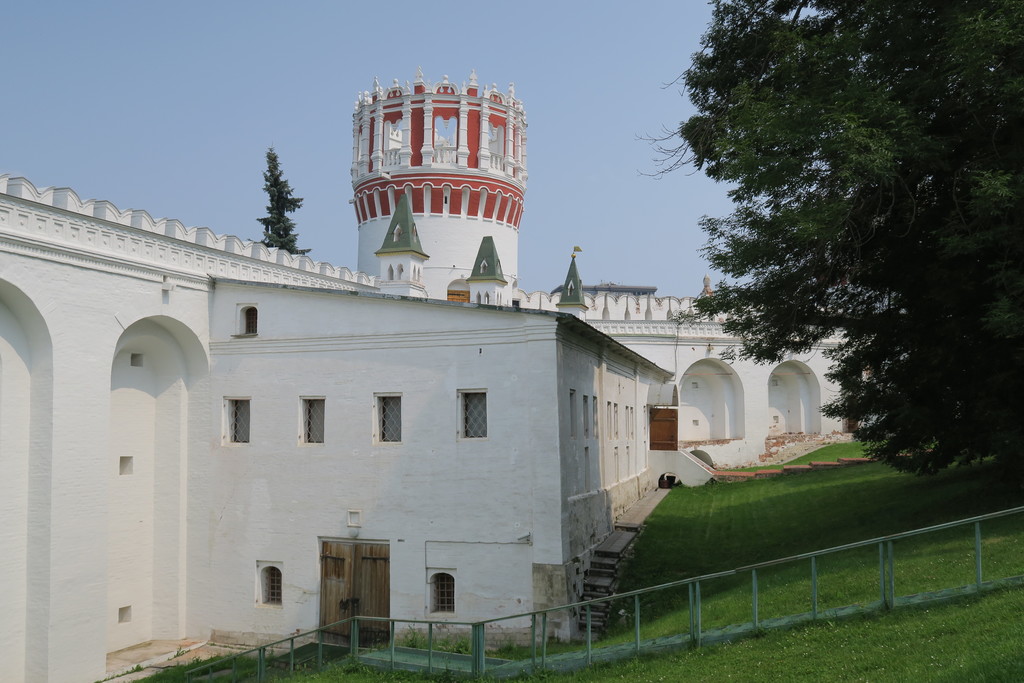 04.Convento de Novodevichy Moscú