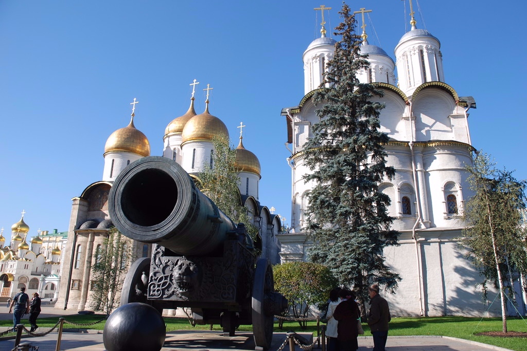 11.Cañón Zar Kremlin Moscú