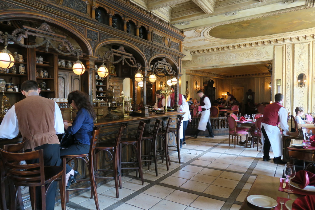 19.café Pushkin Moscú