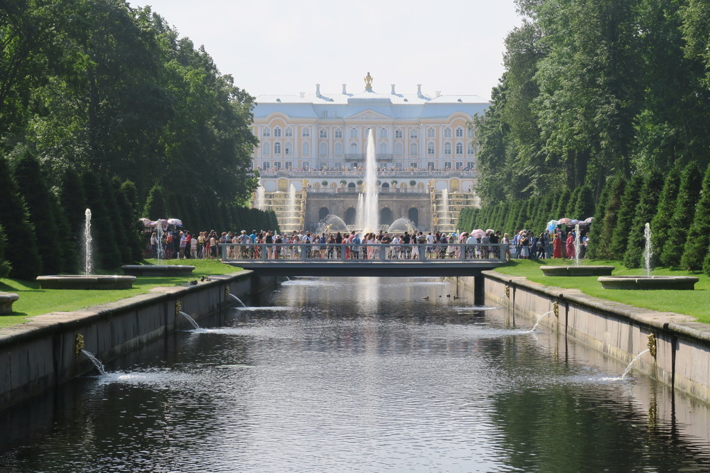 01.Palacio y jardines de Peterhof