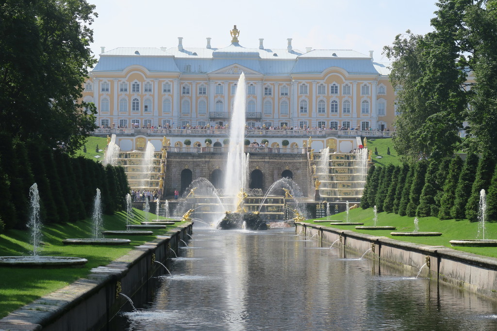 02.Palacio y jardines de Peterhof
