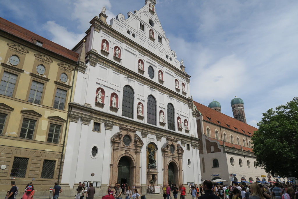 19.Michaelskirche Munich