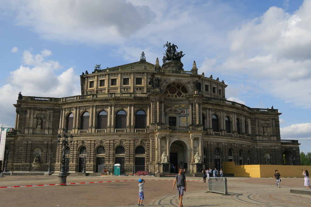 28.Semper Opera House Dresde