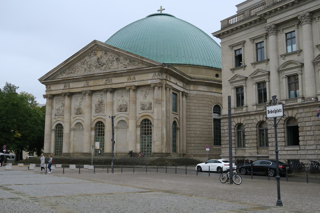 17.Bebelplatz Berlin.JPG