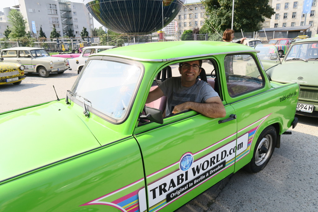 10.Recorrer Berlín en Trabi