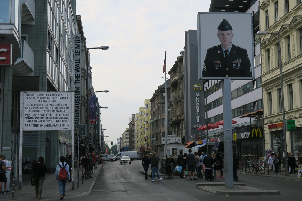 05.Checkpoint Charlie