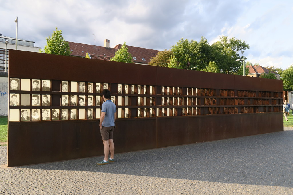 12.Memorial del Muro de Berlin