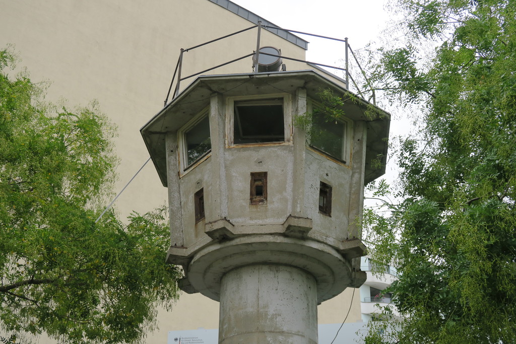 07.Torre vigilancia muro Berlín
