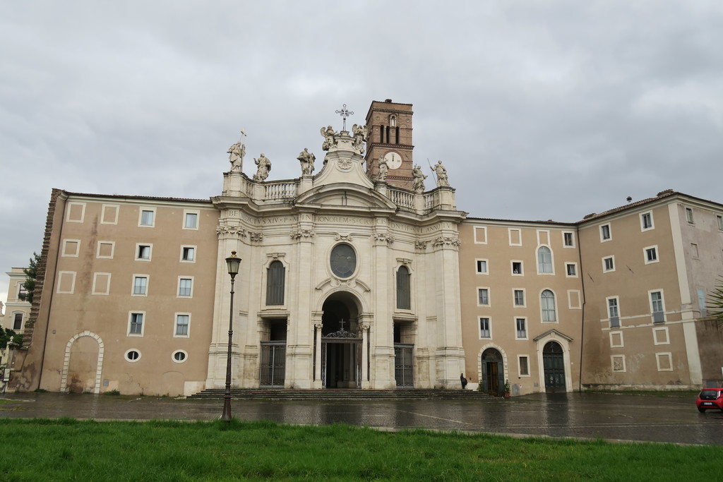 02.Basílica de la Santa Cruz en Jerusalén Roma