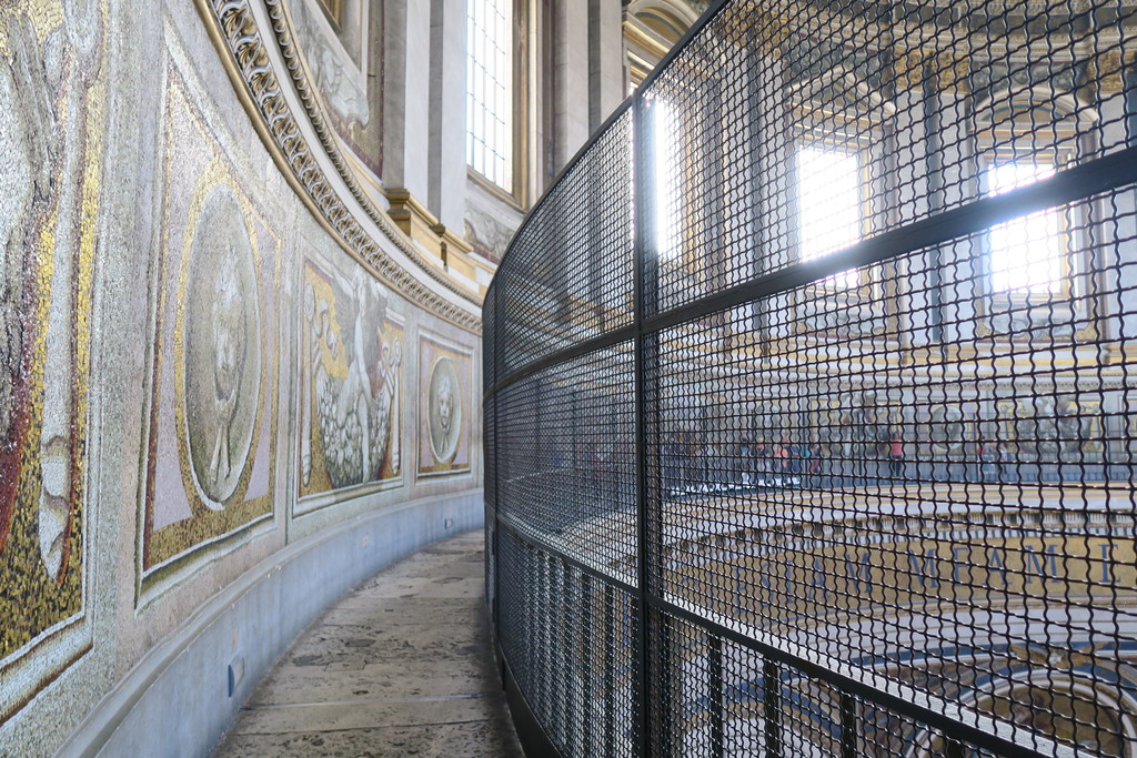 19.Cúpula Basílica de San Pedro El Vaticano Roma.JPG