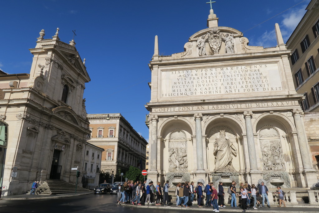 10.Fontana dellAcqua Felice Roma