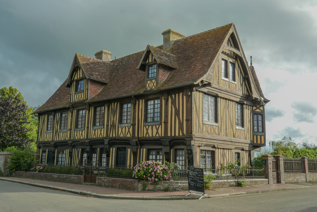 36.Beuvron en Auge