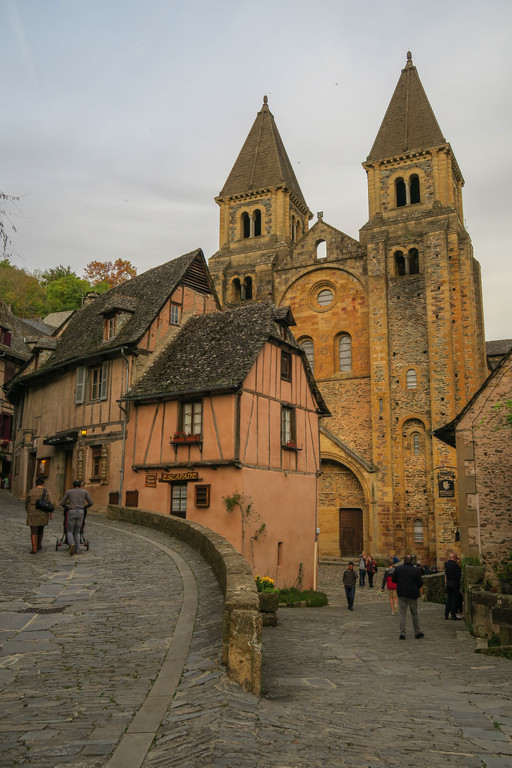 10.Conques