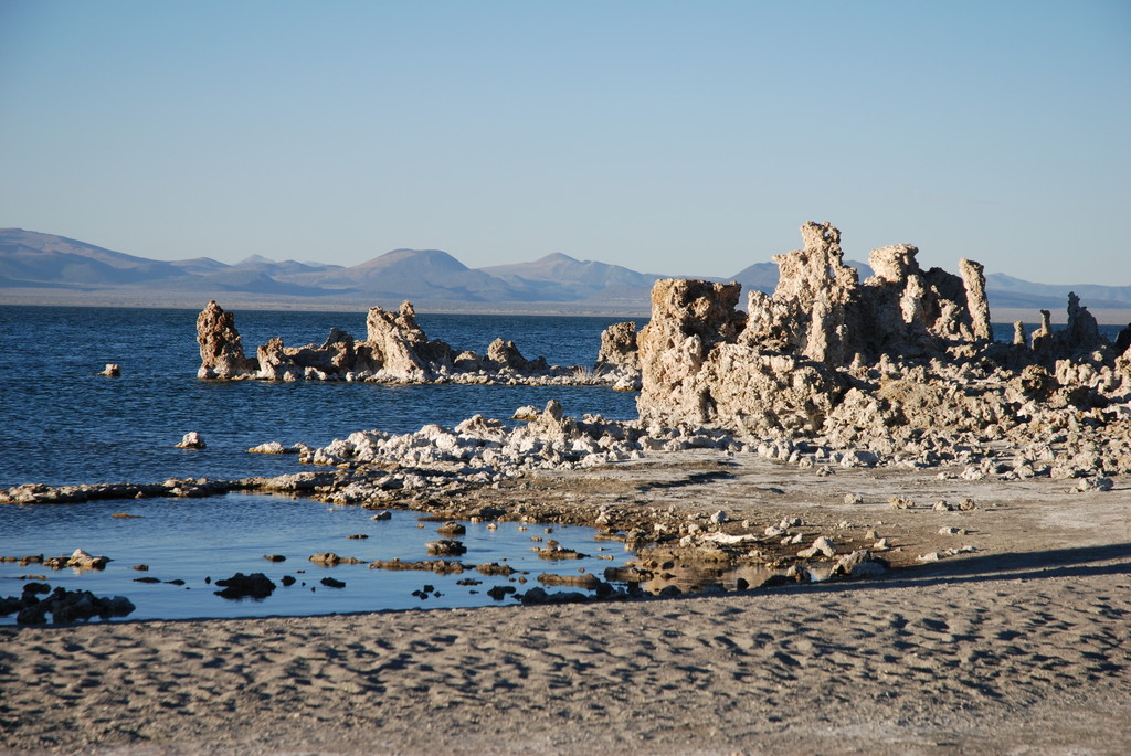 23.Mono Lake