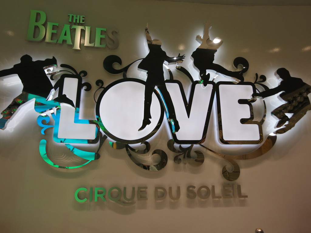 Love Circo del Sol