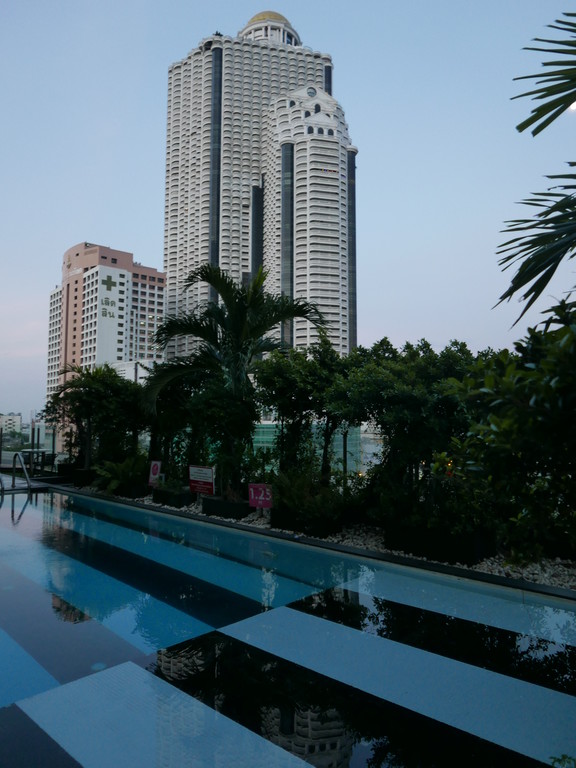 01.Novotel Fenix Silom Bangkok