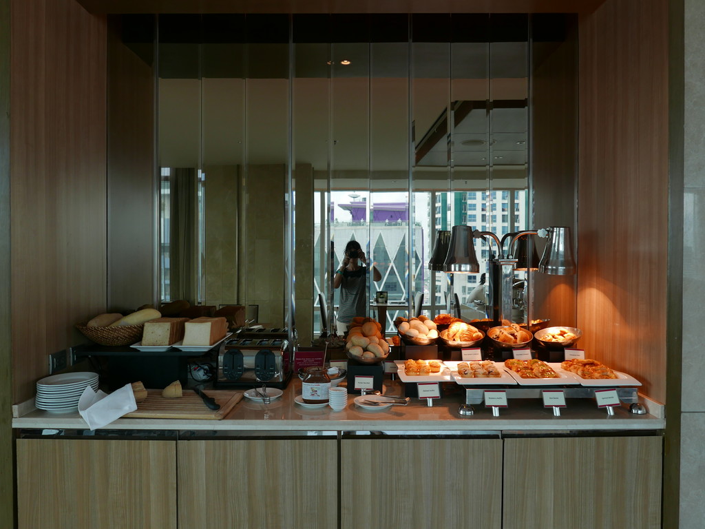 13.Eastin Grand Hotel Sathorn Bangkok