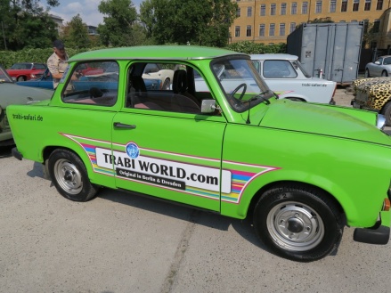 Viviendo la historia: Un paseo en Trabi por Berlin.